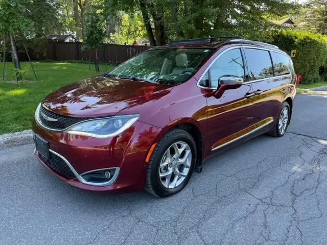 Chrysler Pacifica 2017