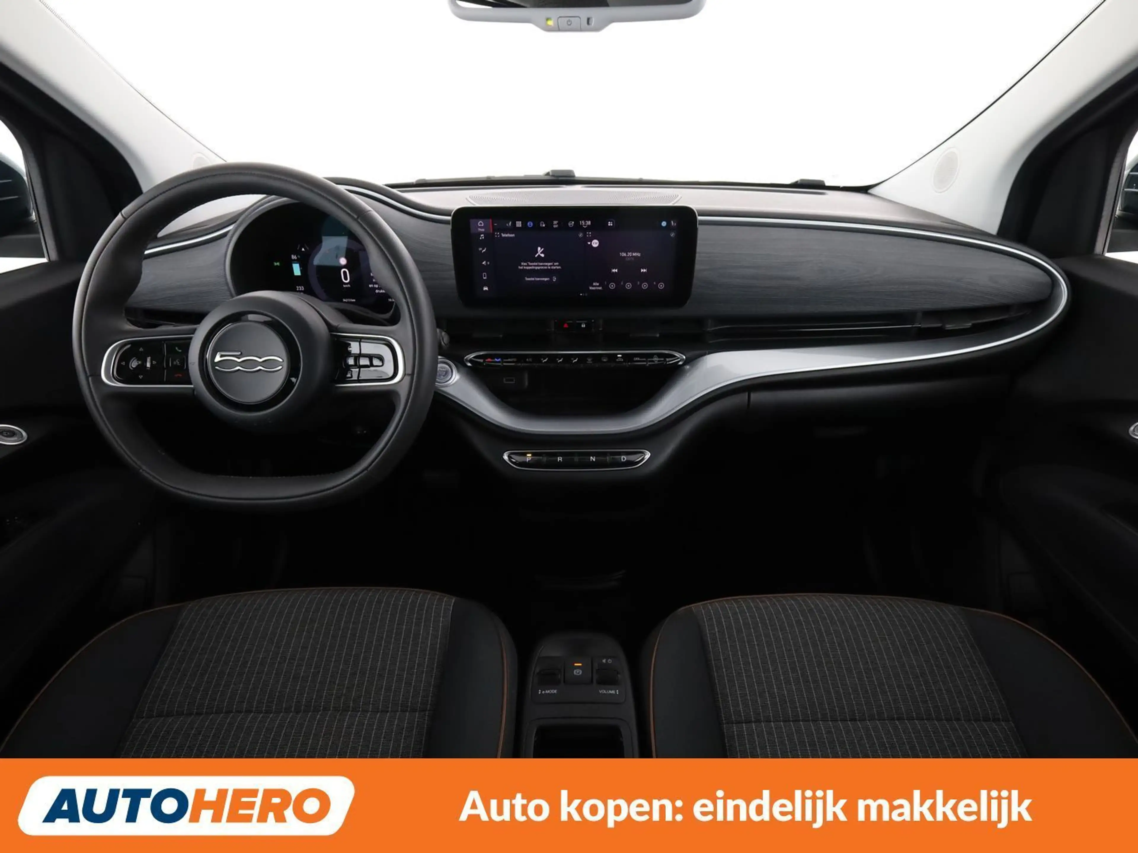 Fiat 500e electric drive 87 kW 3+1 Icon — photo 14