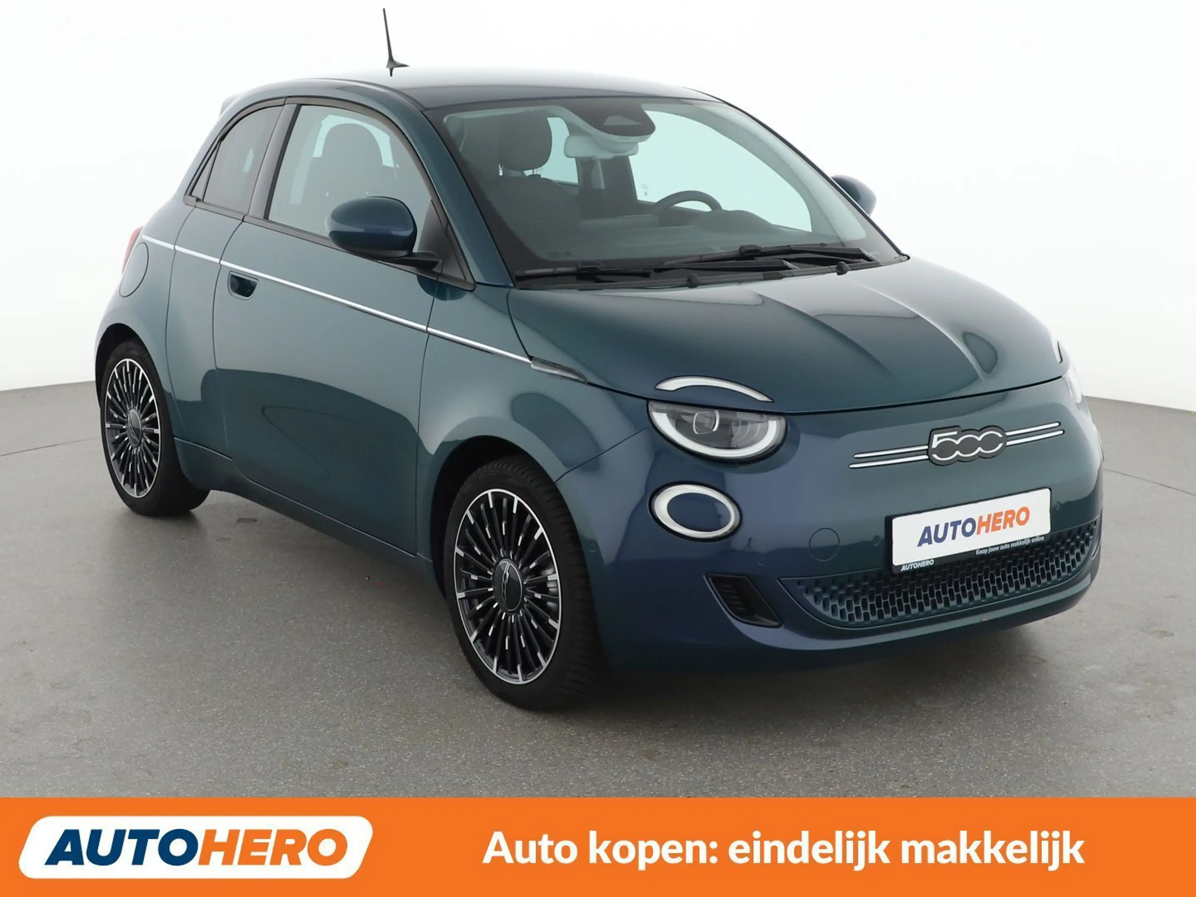 Fiat 500e electric drive 87 kW 3+1 Icon — photo 8