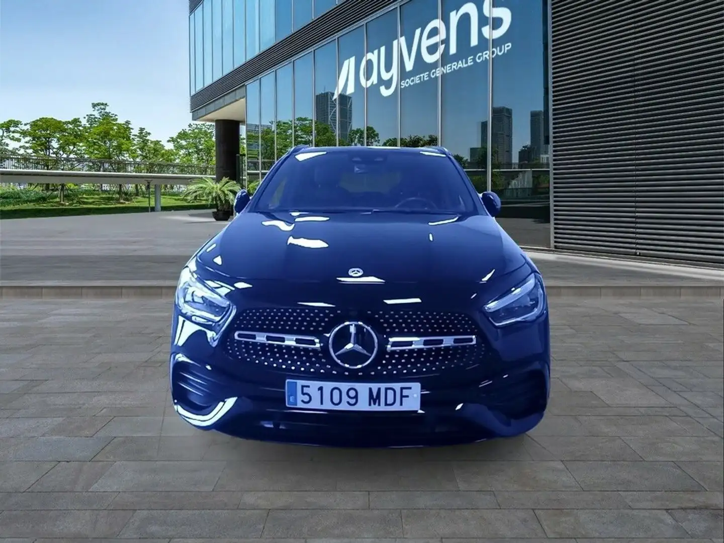 Mercedes-Benz GLA 250 MERCEDES e Schwarz - 2