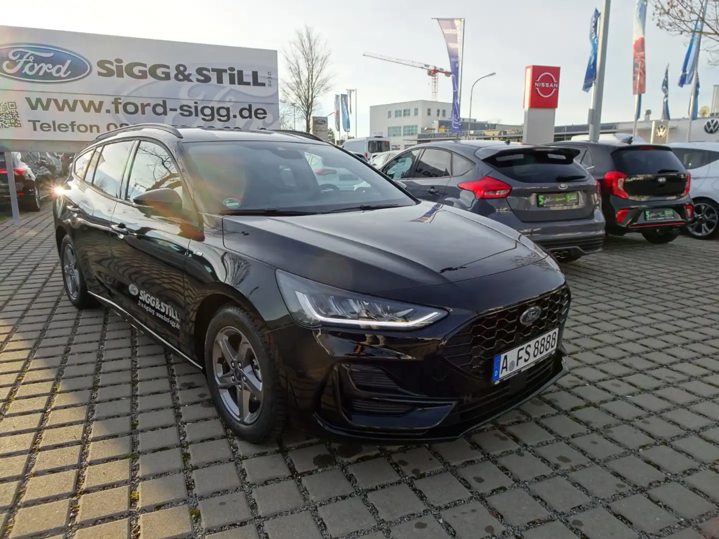 Ford Focus ST-Line X 1.0I NAVI*iACC*LED*SHZ*PDC*CAM Schwarz - 2