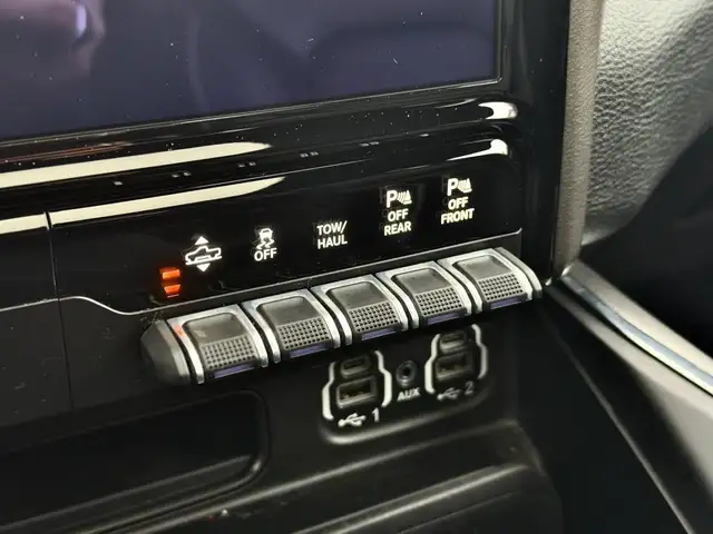 Dodge RAM Quad Cab Laramie Night LKW Ansicht 22