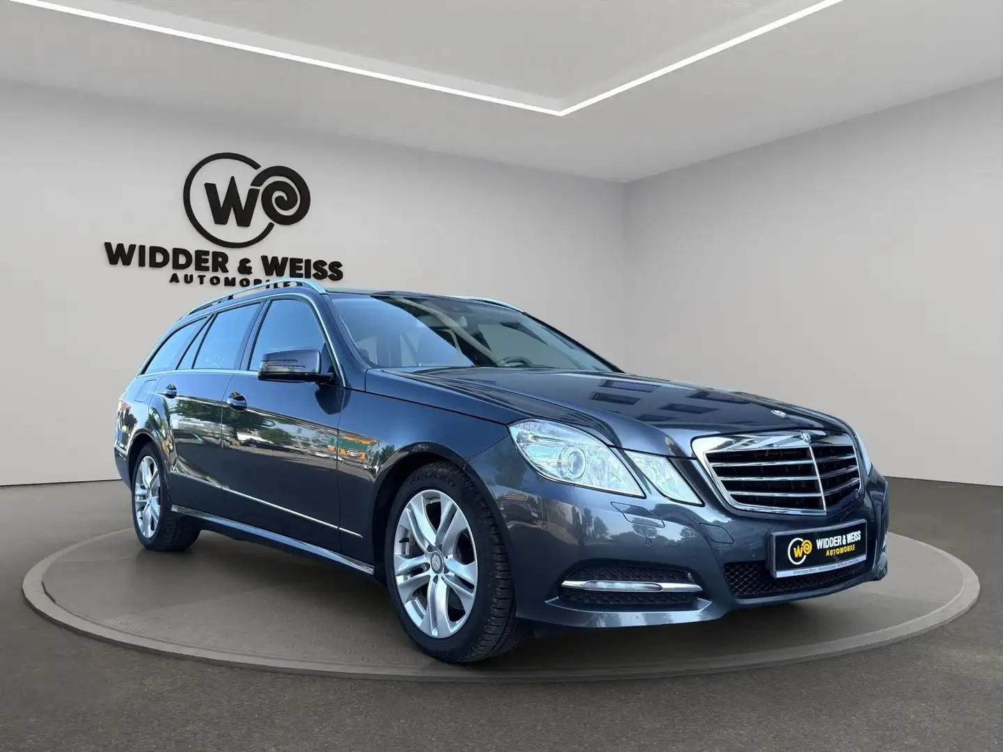 Mercedes-Benz E 350 CDI 4Matic AUTOMATIK/SPUR-PAKET/AHK/S-HEFT Grau - 2