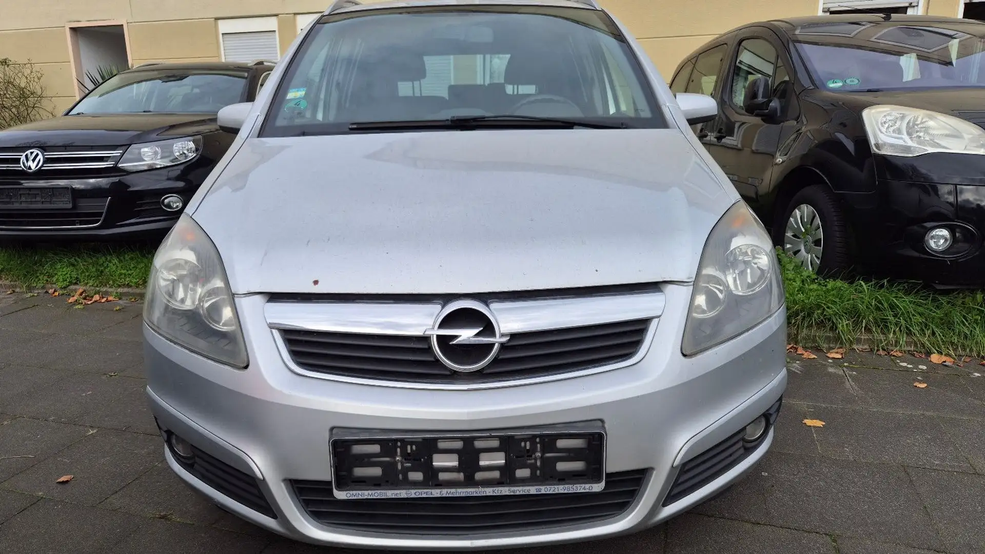 Opel Zafira 1.9 CDTI 88kW 7 Sitzer/KLIMA/TEMPO/MULTI/ Plateado - 1