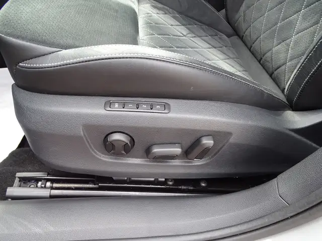 Skoda Superb view 10