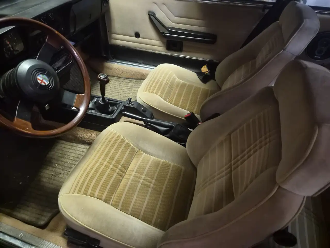 Alfa Romeo GTV6 2.5i, foto 3