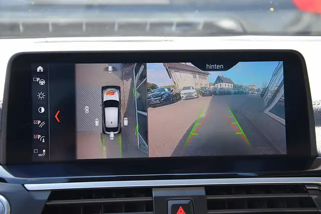 BMW X4 view 13