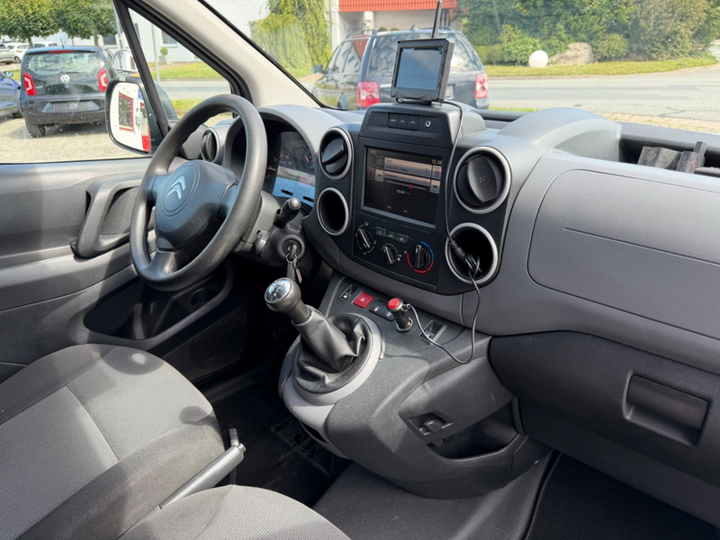 Citroen Berlingo Kasten L1 Proline Klima Kamera Gepflegt — photo 14