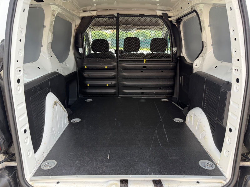 Citroen Berlingo Kasten L1 Proline Klima Kamera Gepflegt — photo 9