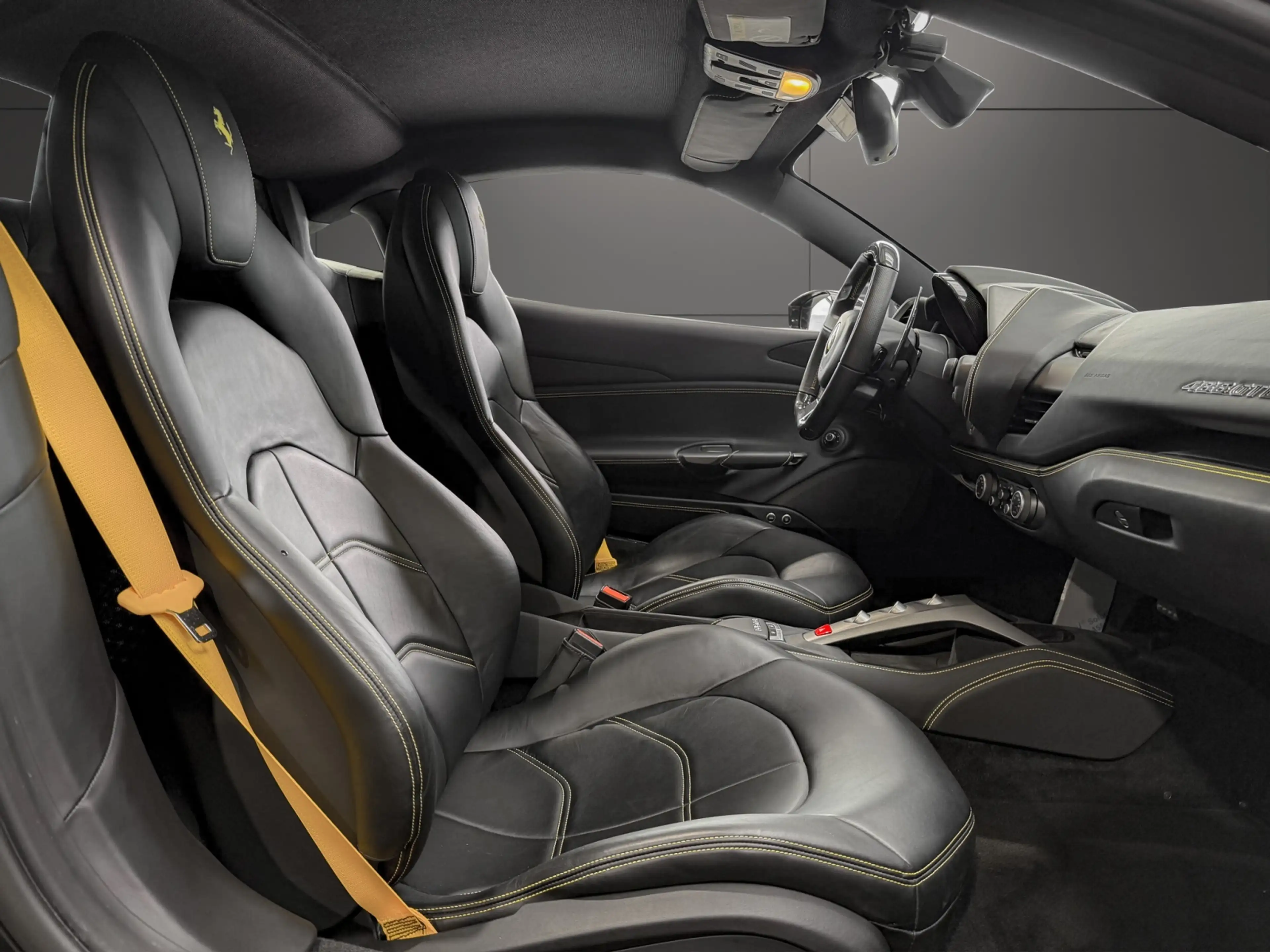 Ferrari 488 Coupé **Sonderfinazierung*Lift*LED** — photo 14