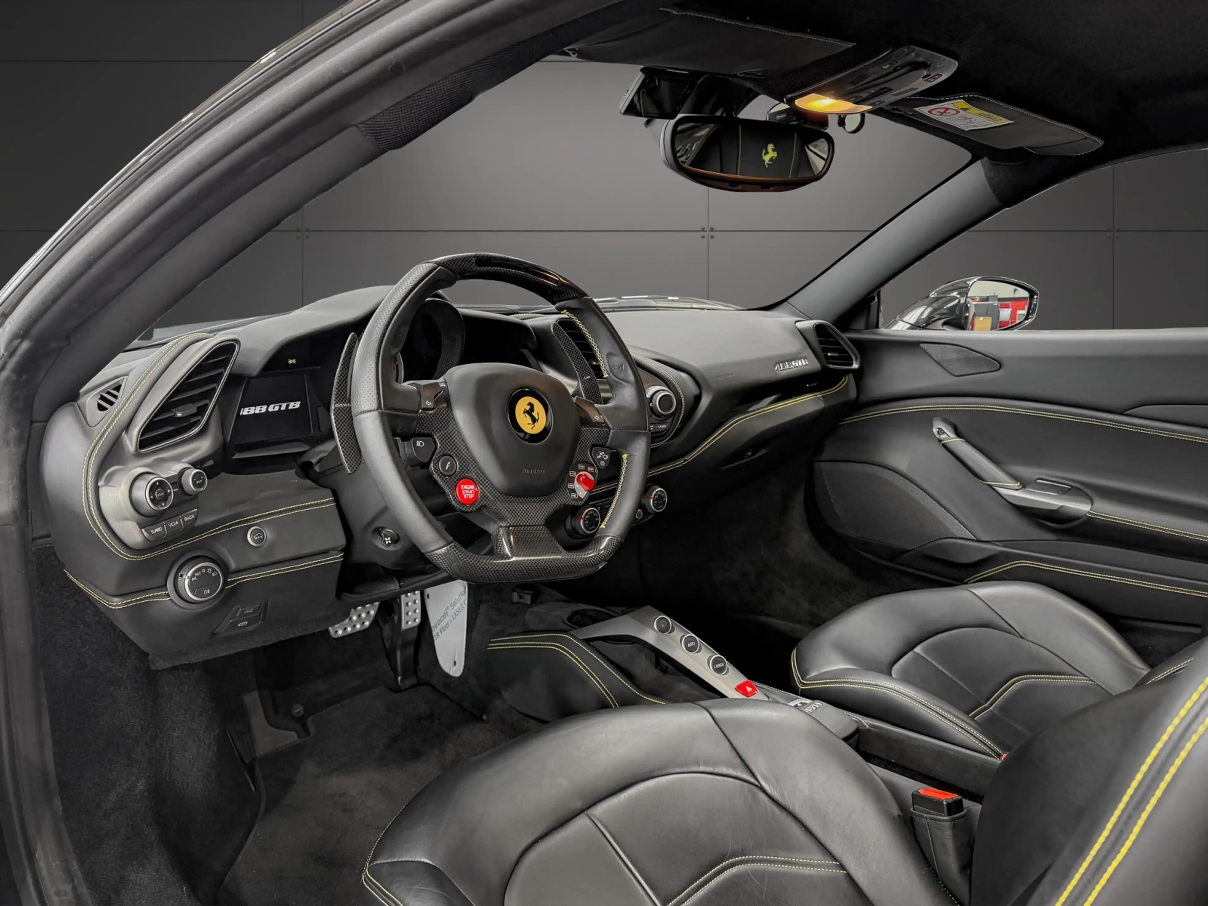 Ferrari 488 Coupé **Sonderfinazierung*Lift*LED** — photo 13