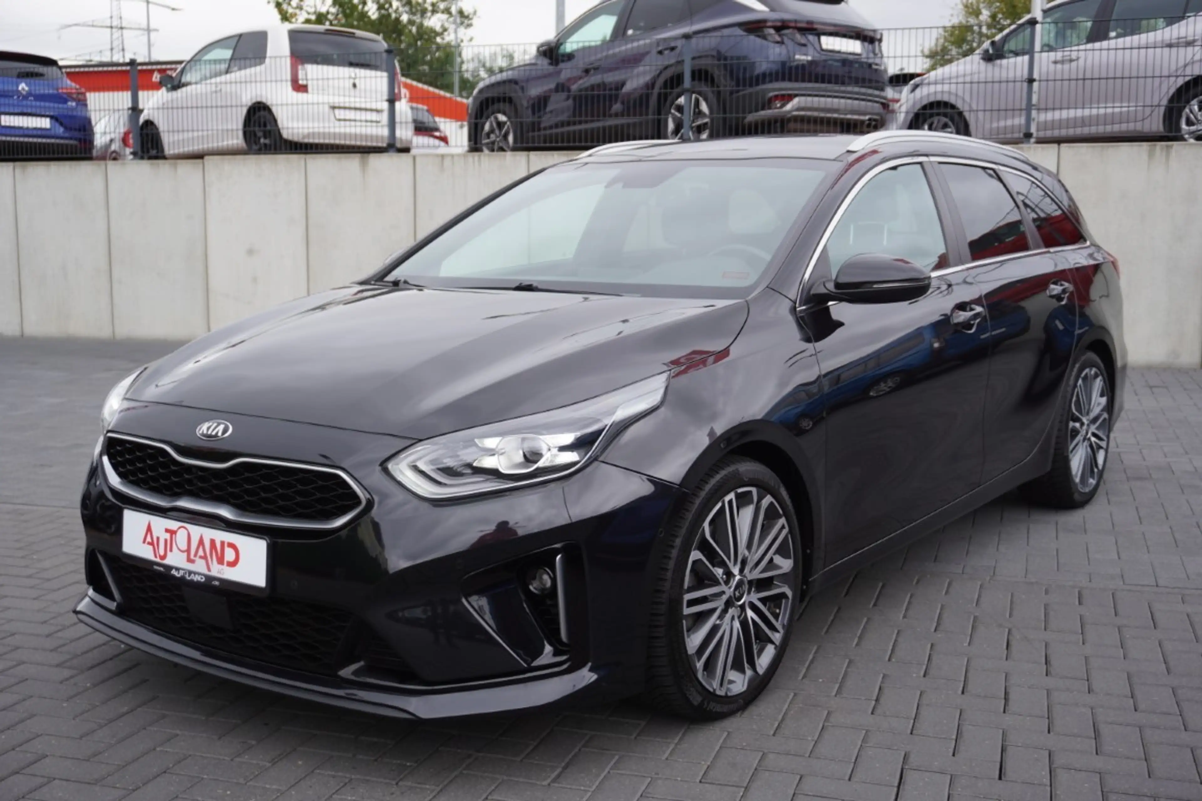 Kia Ceed SW / cee'd SW Ceed SW 1.4 T GDI GT-Line LED ACC Totwinkel Navi — photo 2