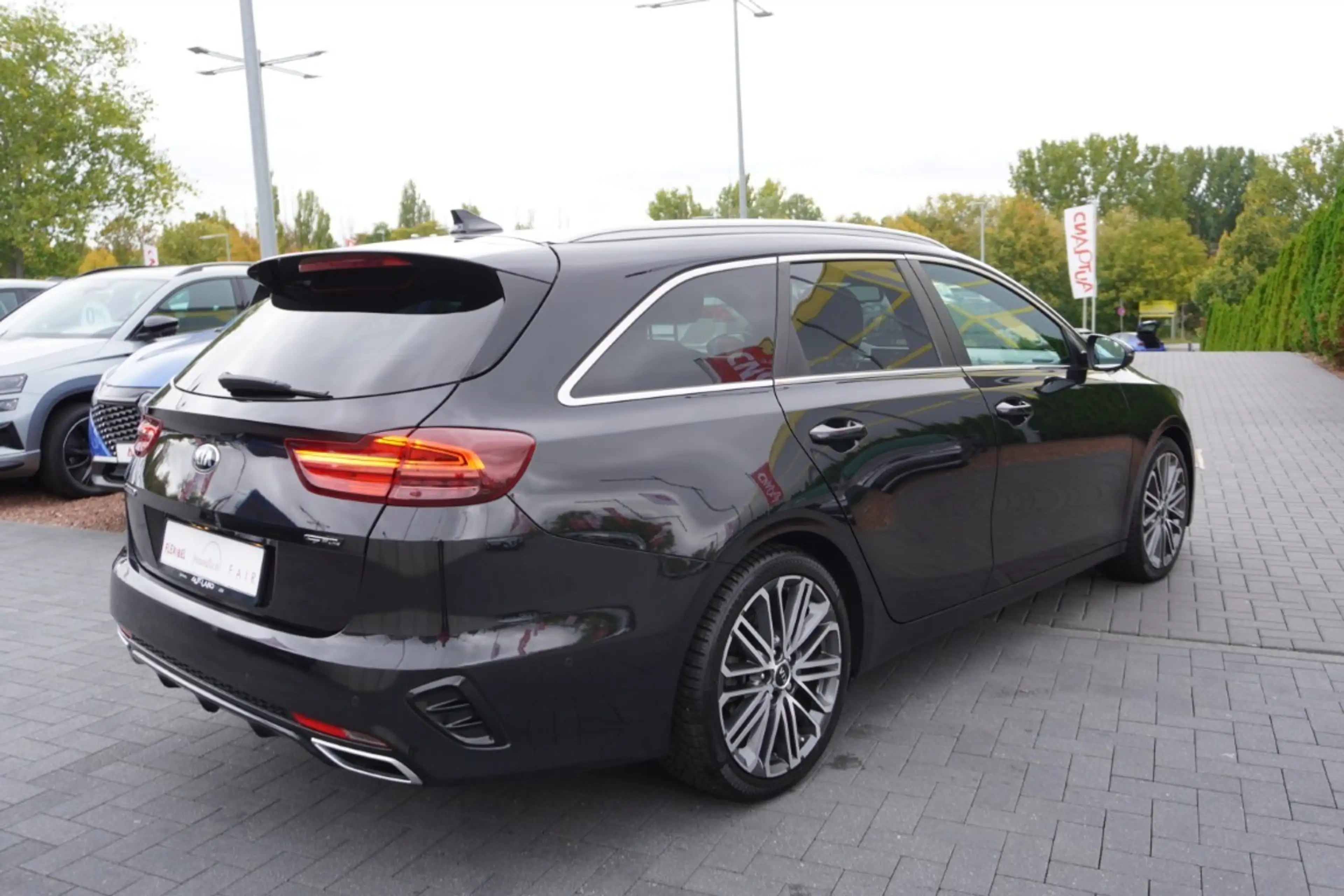 Kia Ceed SW / cee'd SW Ceed SW 1.4 T GDI GT-Line LED ACC Totwinkel Navi — photo 5