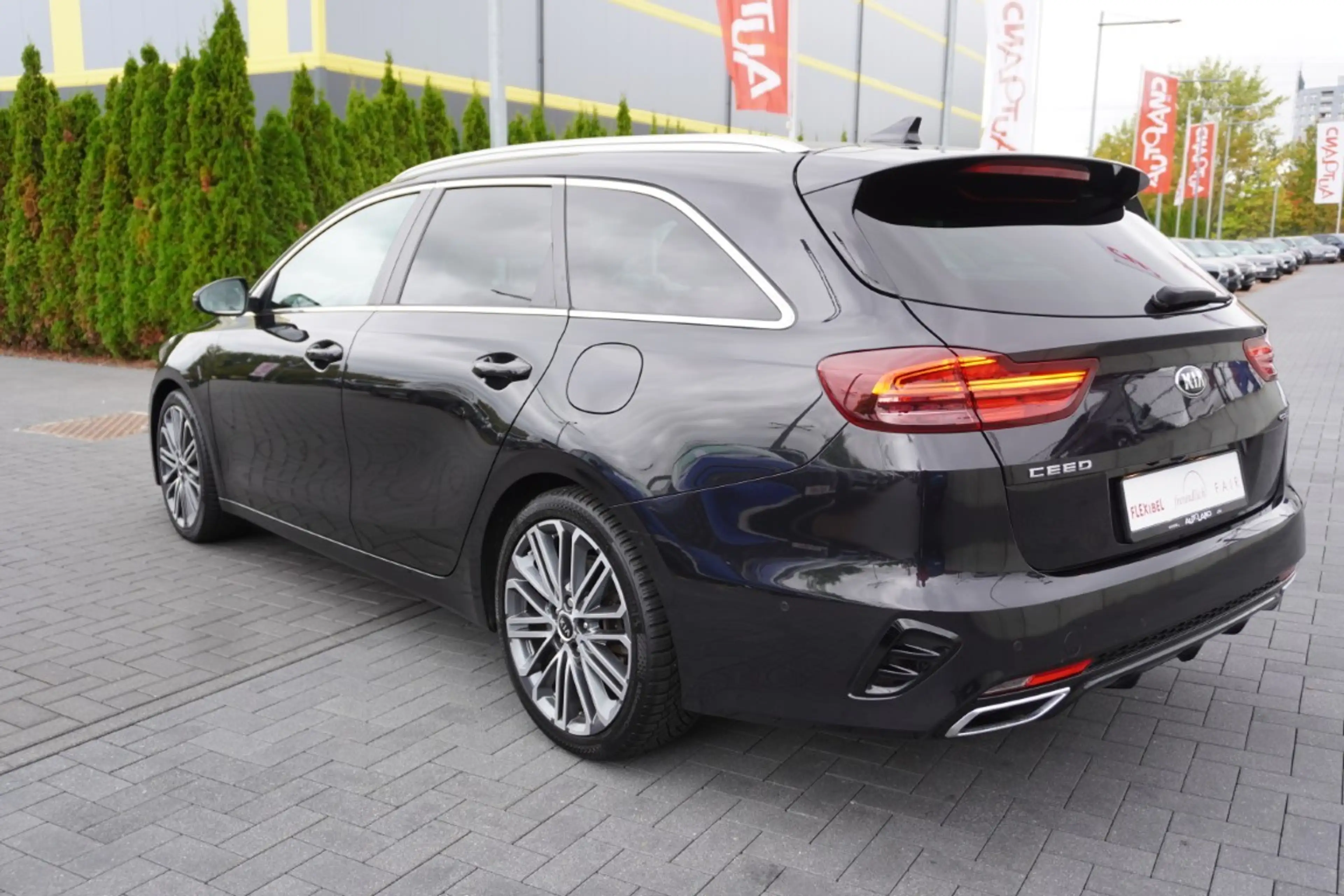 Kia Ceed SW / cee'd SW Ceed SW 1.4 T GDI GT-Line LED ACC Totwinkel Navi — photo 3