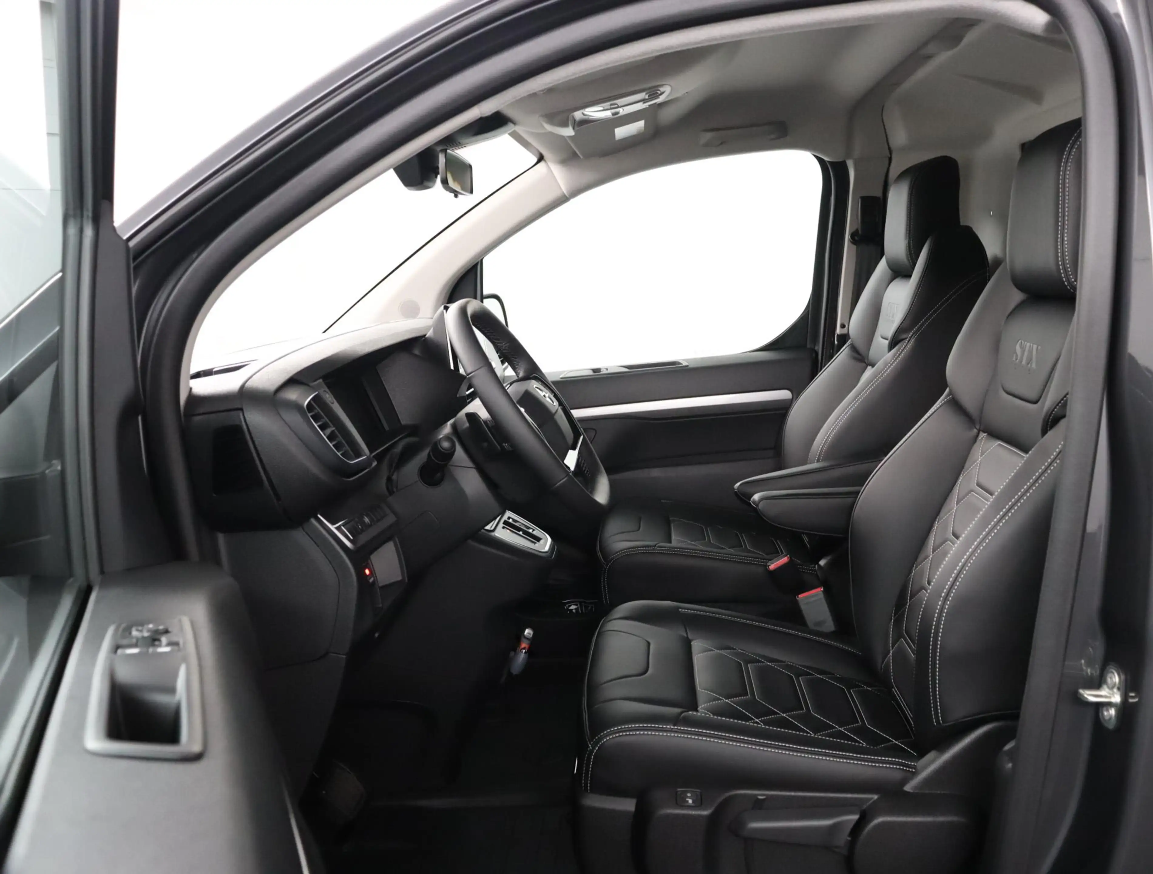 Opel Vivaro-e L3 75 kWh | STX Edition | STX Spoilers | STX Velge — photo 11