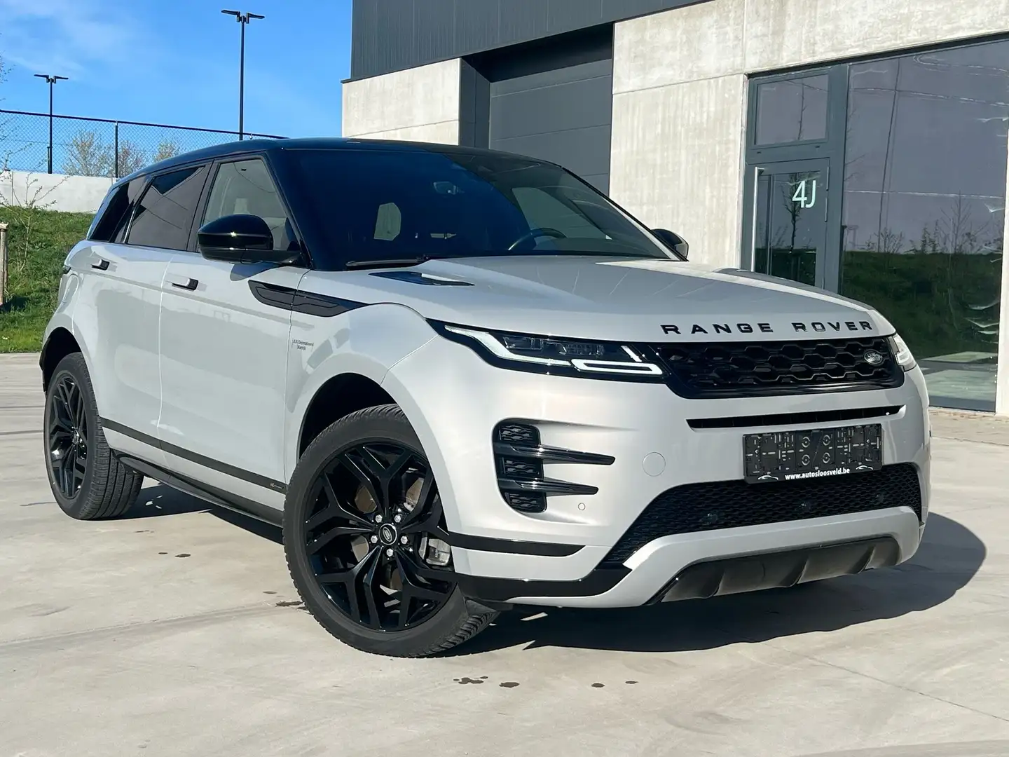 Land Rover Range Rover Evoque D150 FWD R-Dynamic - 2