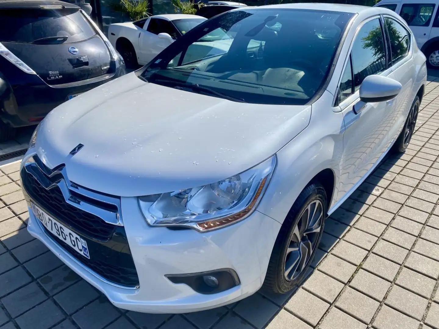 Citroen DS4 1.6 HDI - 8V TURBO Blanc - 2