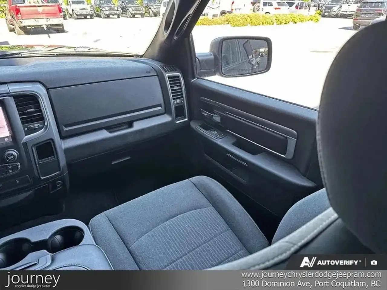 RAM 1500 снимка RAM 1500