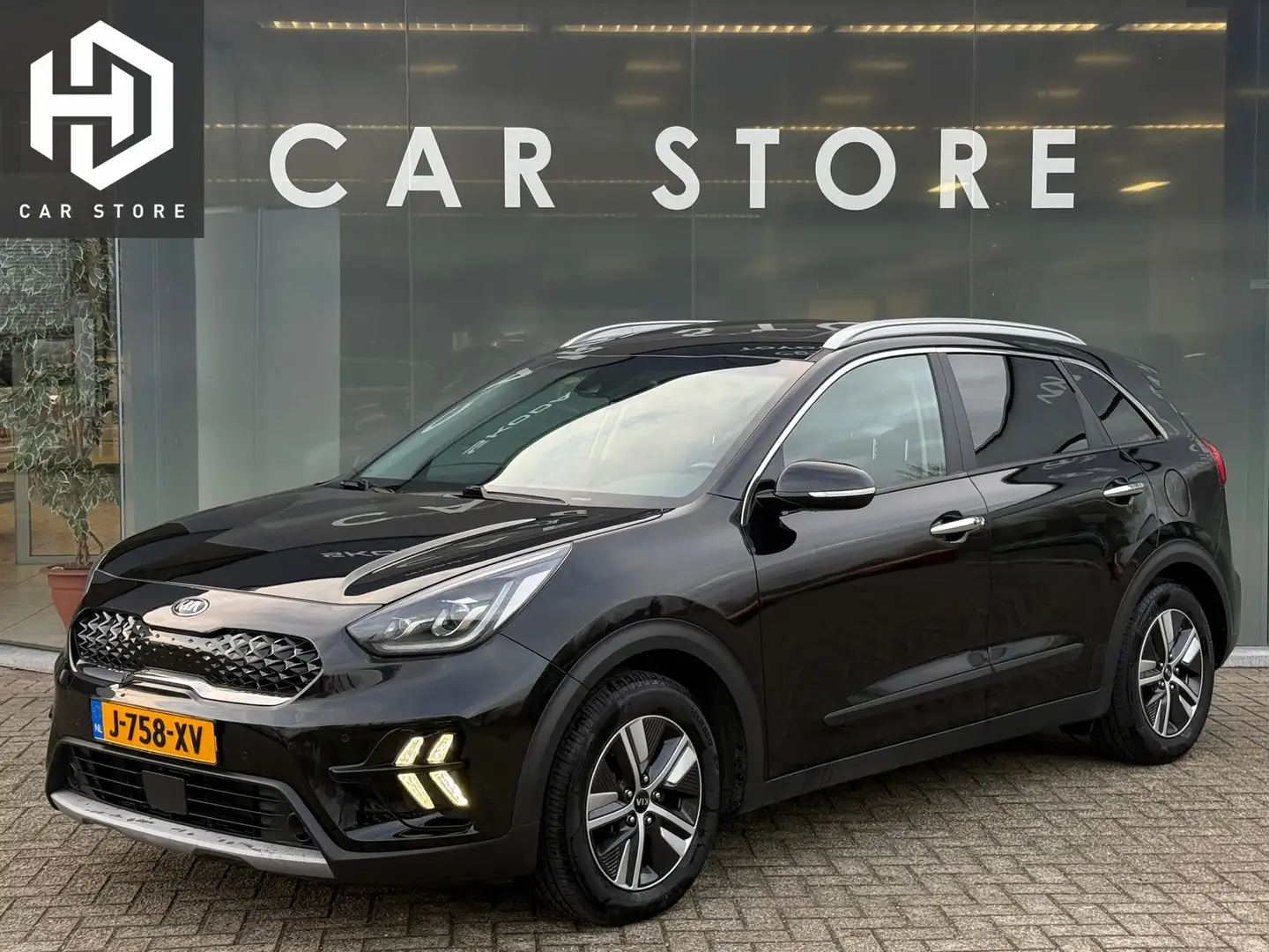 Kia Niro 1.6 GDi Hybrid ExecutiveLine Schuifdak|Stoelventil Zwart - 1