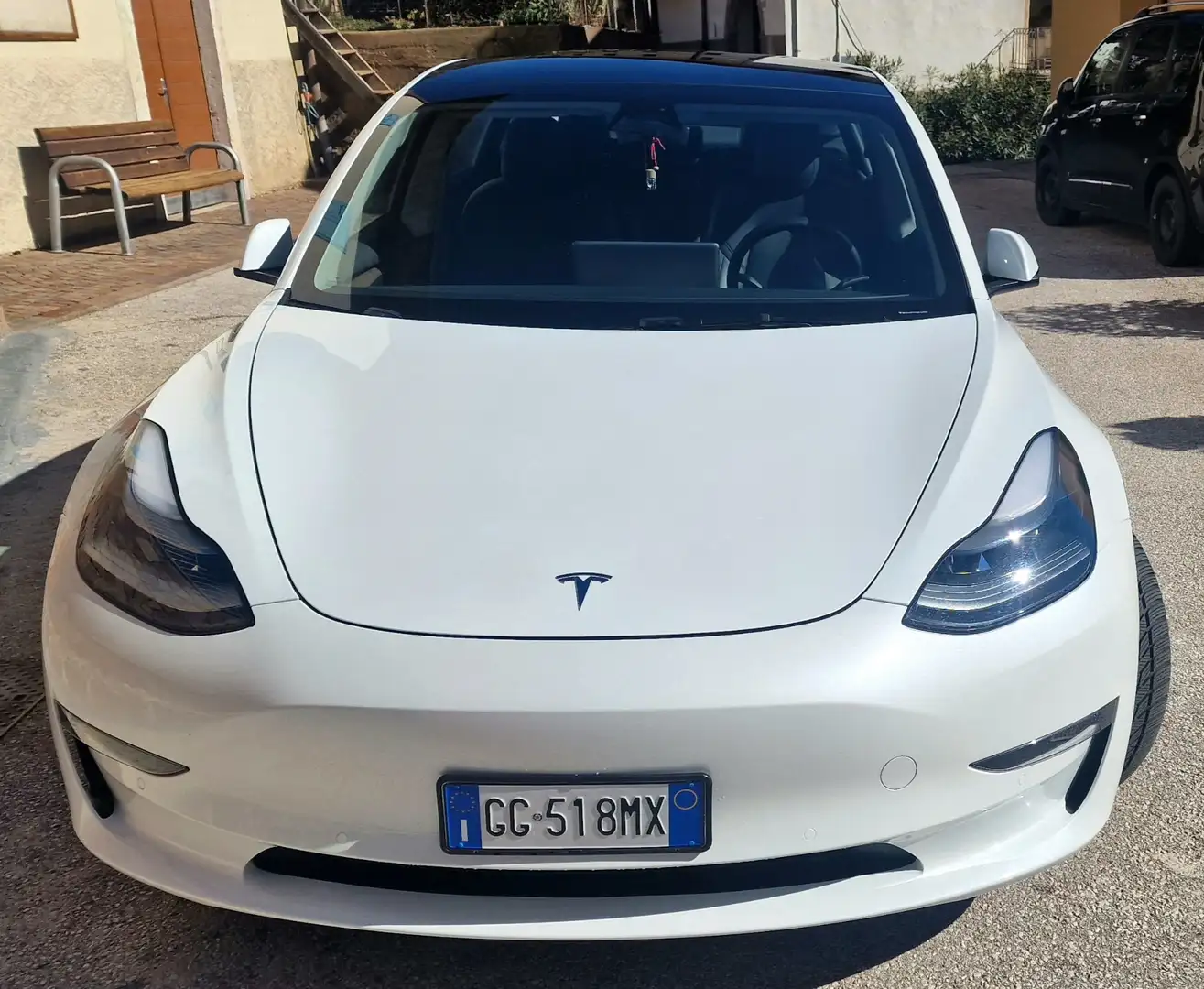 Tesla Model 3 Performance Dual Motor awd long range - 1
