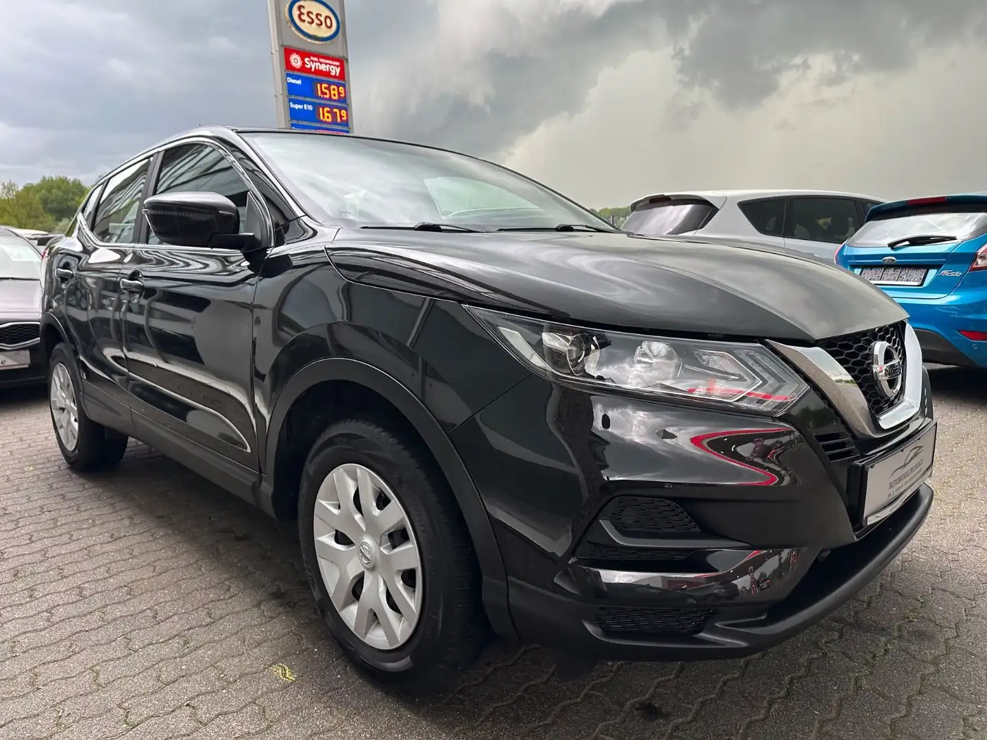 Nissan Qashqai Visia 1.3*KLIMA*LED*1HAND*AHK*EURO6*MFL* Negro - 1