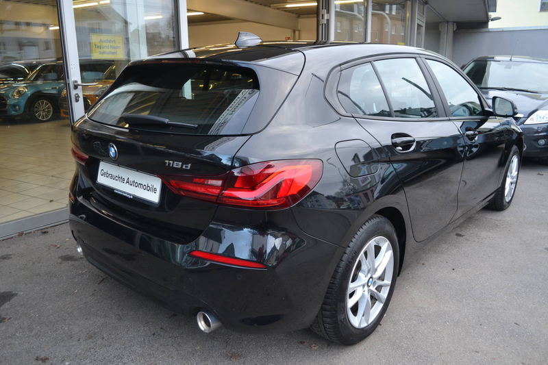 BMW 118 D F40 *LED*NAVI*BMW LIVE COCKPIT*TEMPOMAT*SITZHEIZ — photo 17