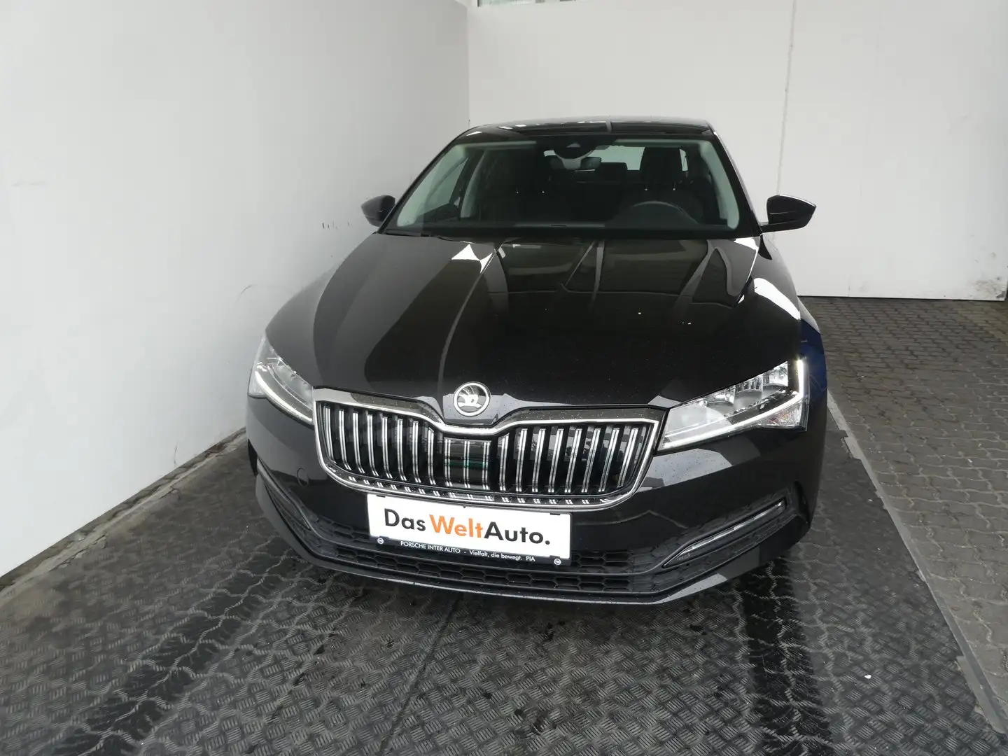 Skoda Superb Ambition TDI Schwarz - 2