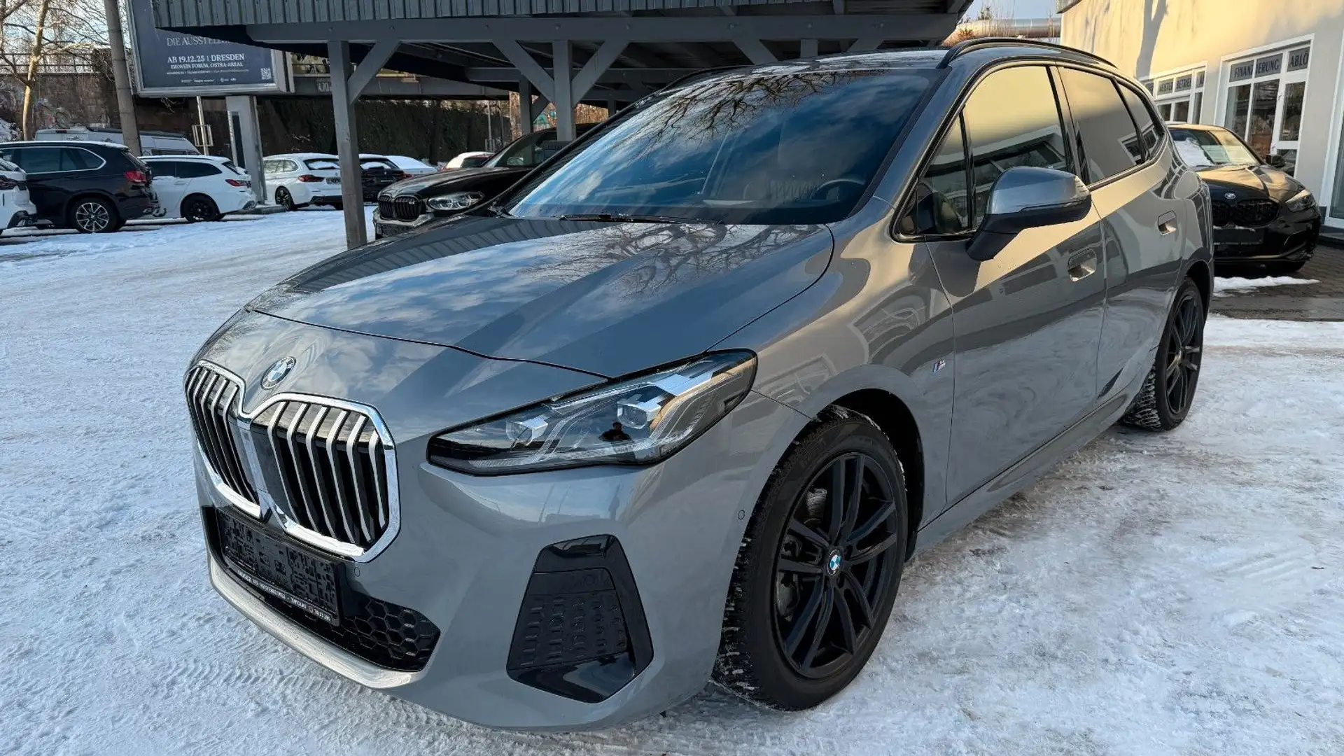 BMW 218 d AT M Sport Autom AHK H&K LED Grau - 2