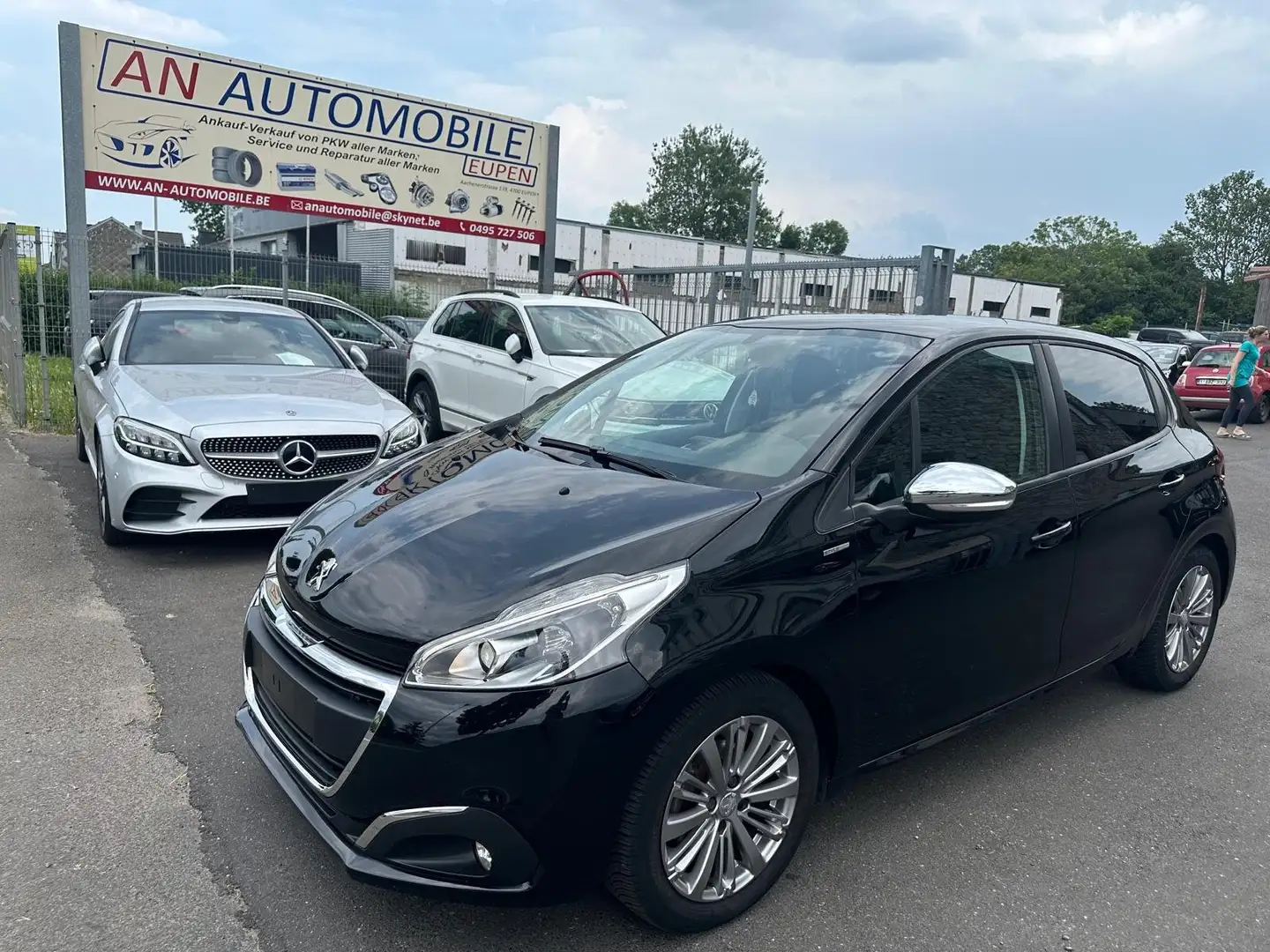 Peugeot 208 STYLE Noir - 1