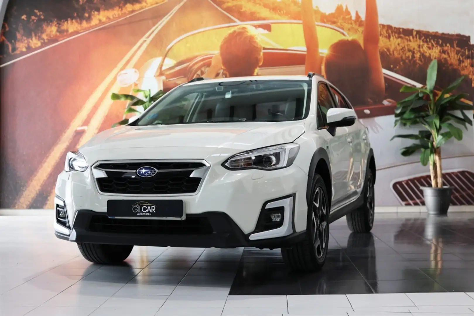 Subaru XV 2.0i Hybrid Executive Plus CVT Blanc - 1
