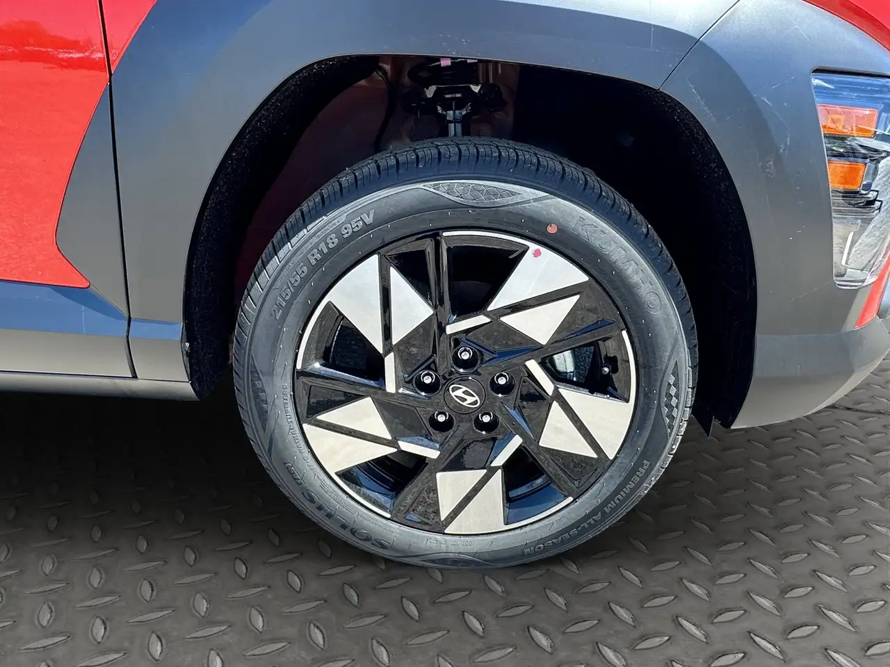 Hyundai KONA снимка Hyundai KONA