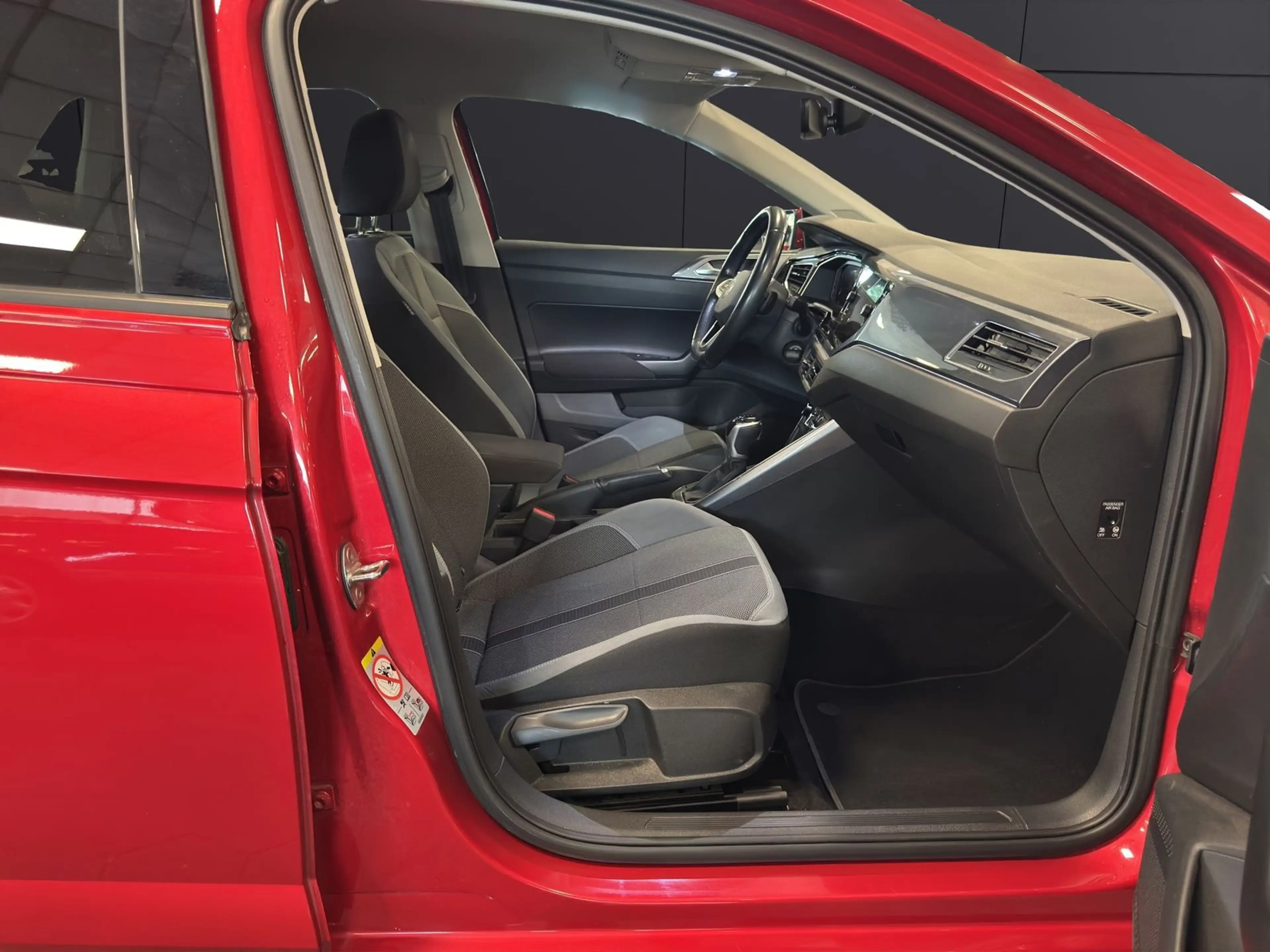 Volkswagen Polo 1.0 TSI Style (EURO 6d) — photo 11