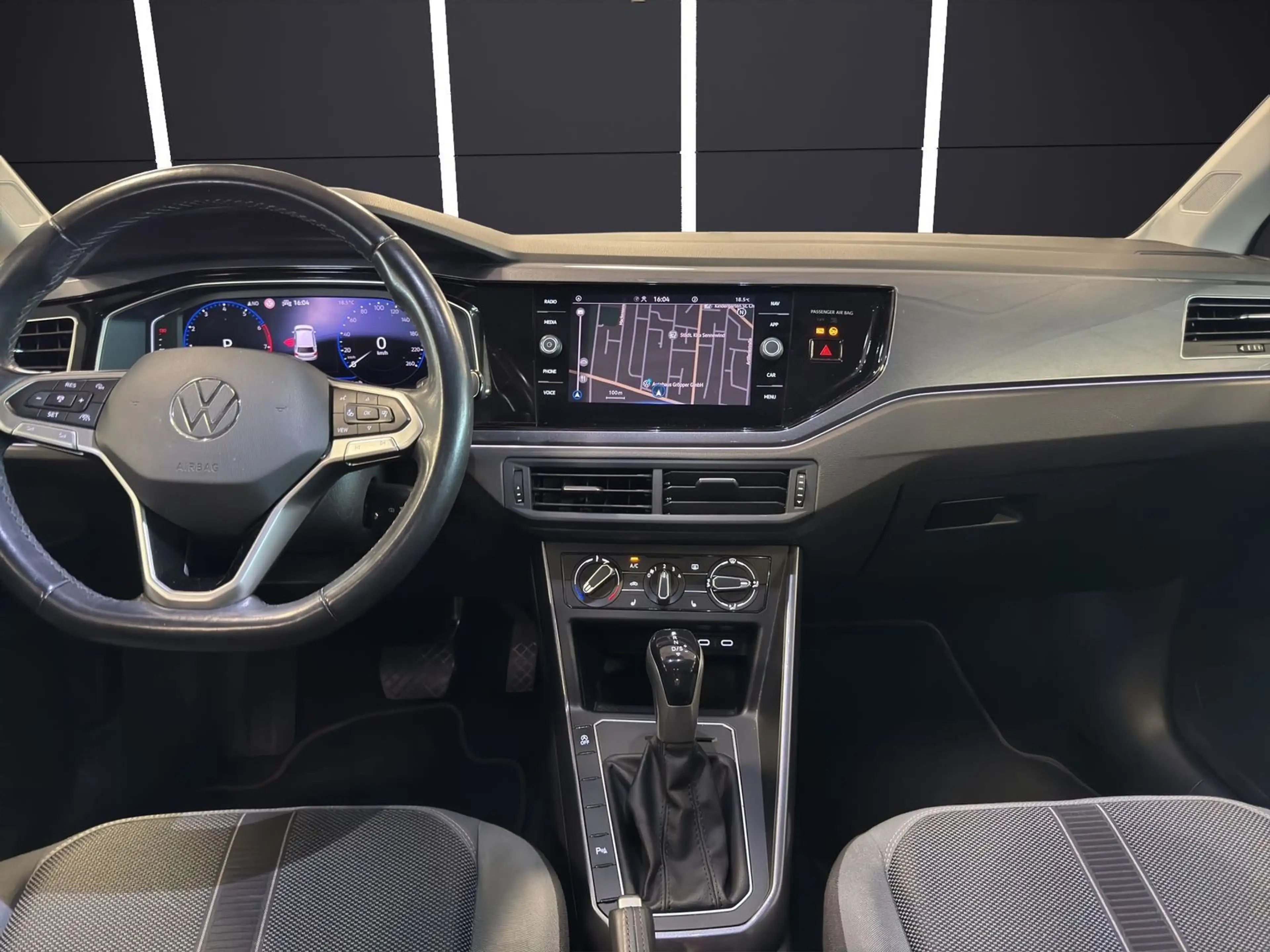 Volkswagen Polo 1.0 TSI Style (EURO 6d) — photo 15
