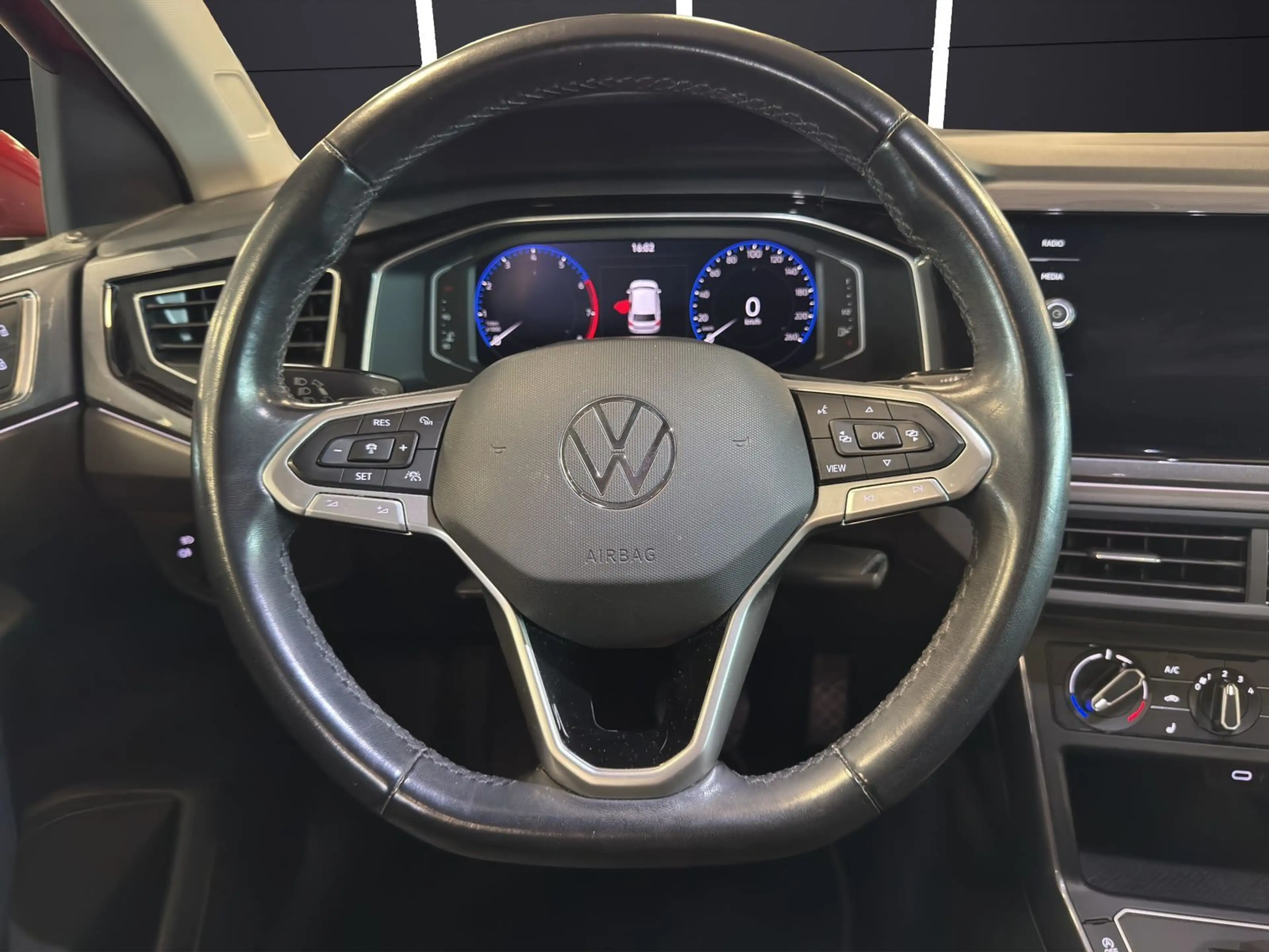 Volkswagen Polo 1.0 TSI Style (EURO 6d) — photo 12