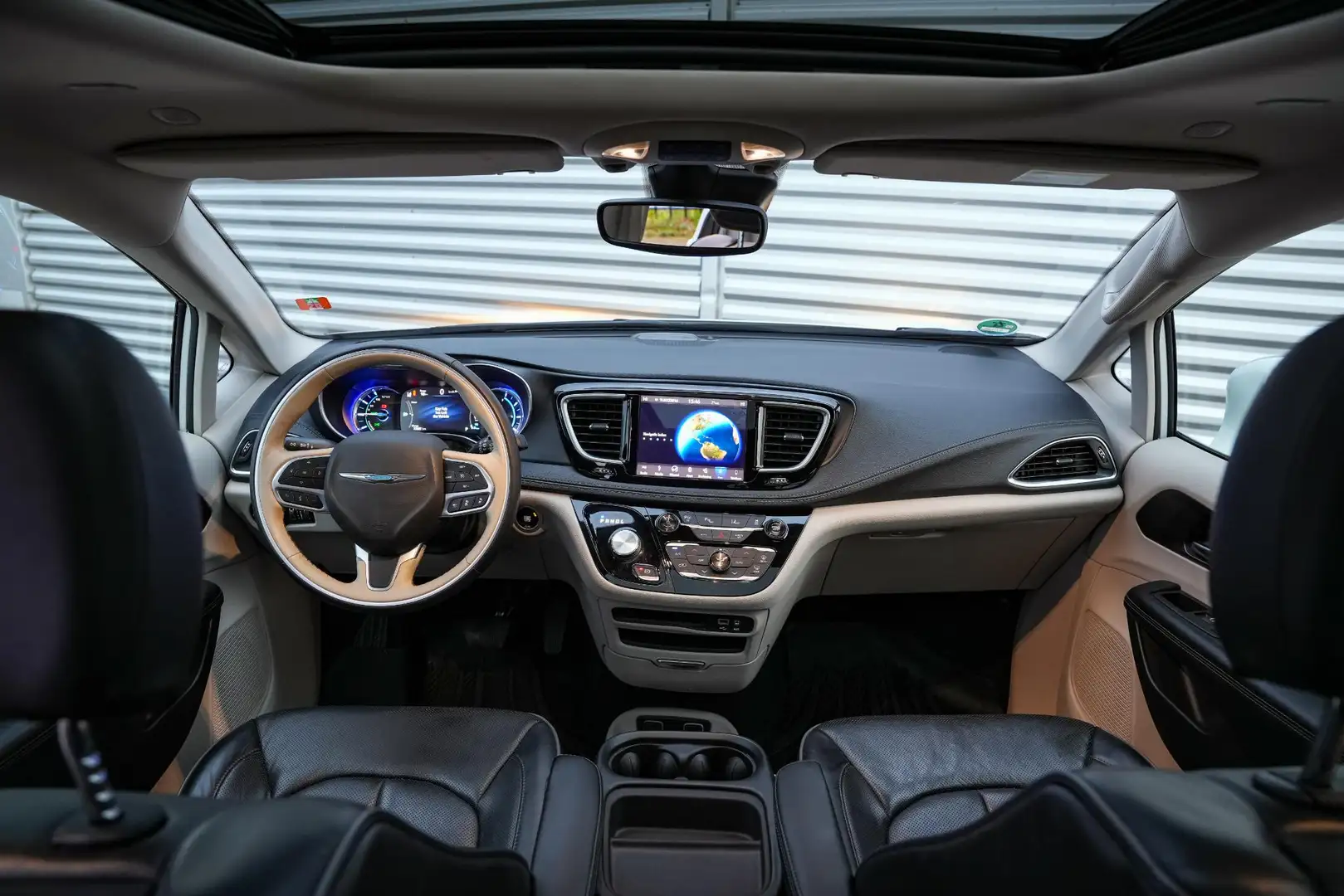 Chrysler Pacifica 3.6 V6 Hybrid Panodak 360 Camera Leer Stoelverw. S Wit - 2