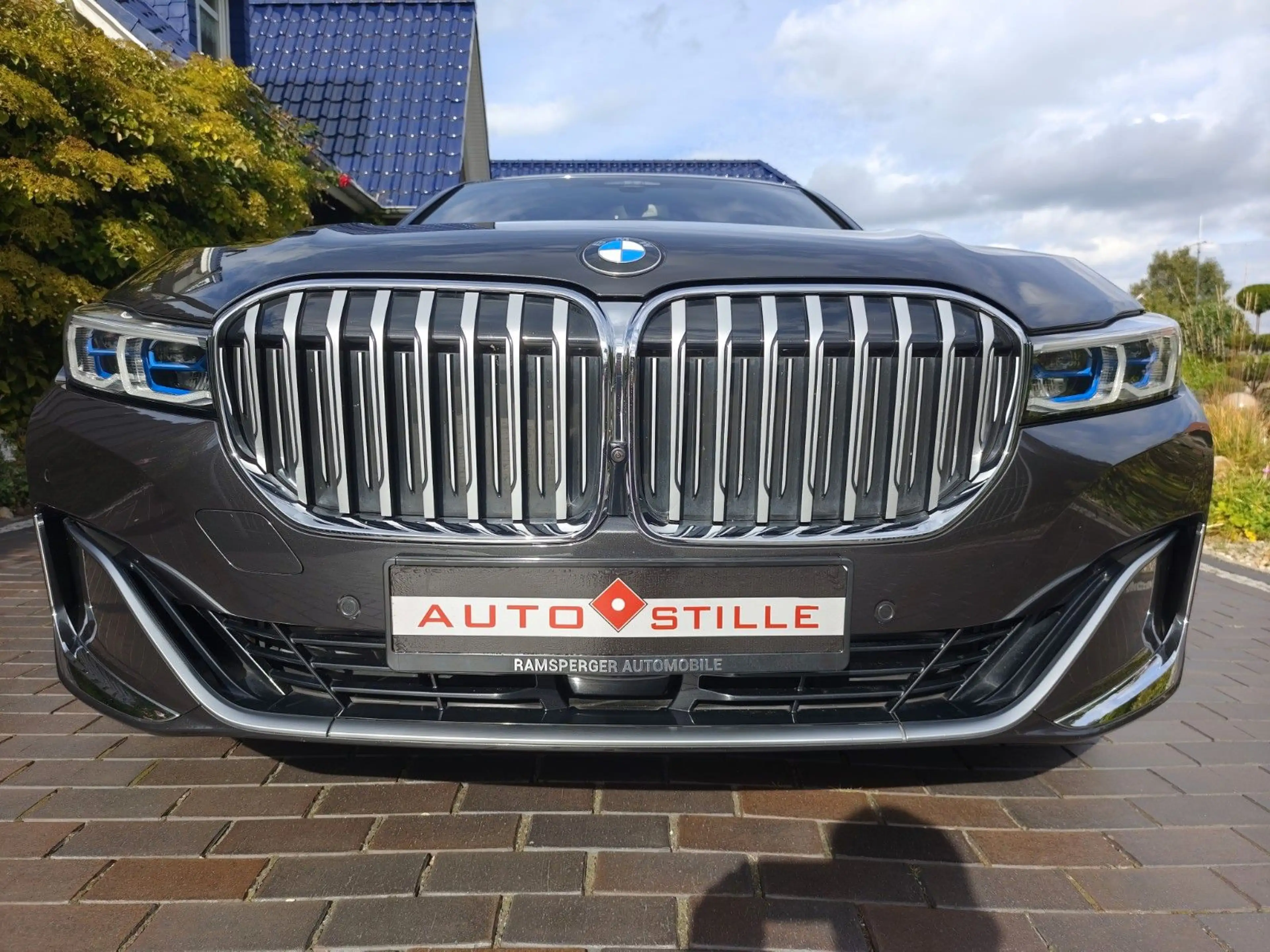 BMW 750 i V8 Bi-Turbo°Voll°Nappa°Laser°el.AHK°Traum — photo 3