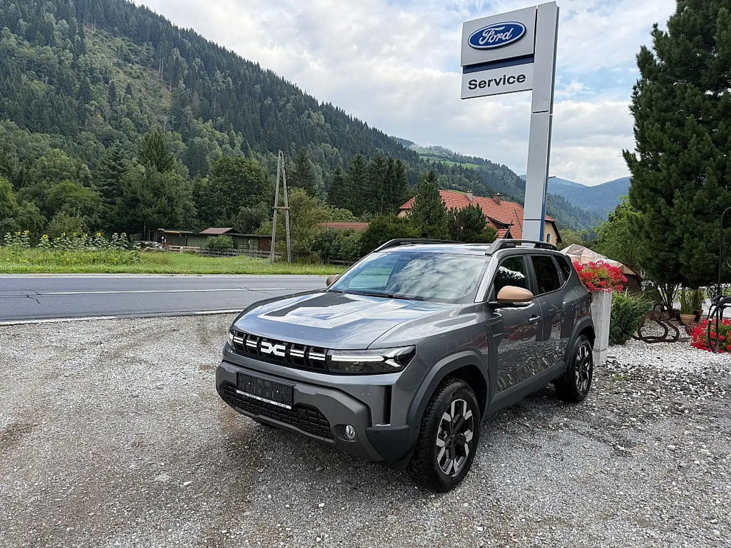 Dacia Duster Extreme TCe 130 mHev Gris - 1