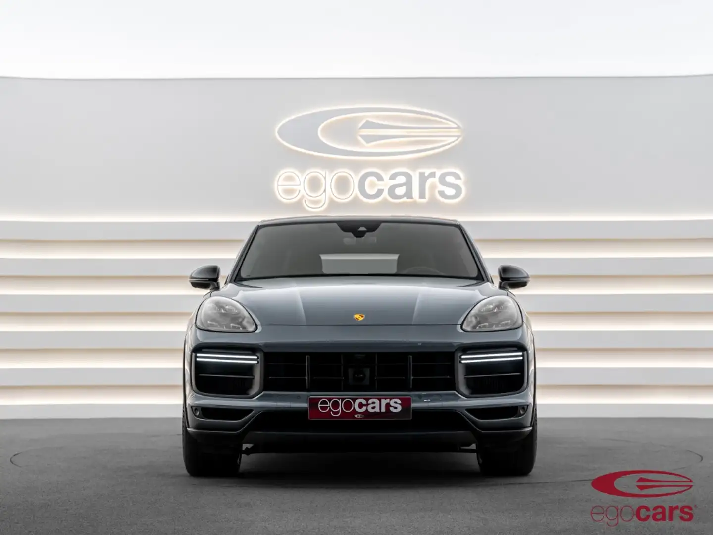 Porsche Cayenne Turbo GT Gris - 2