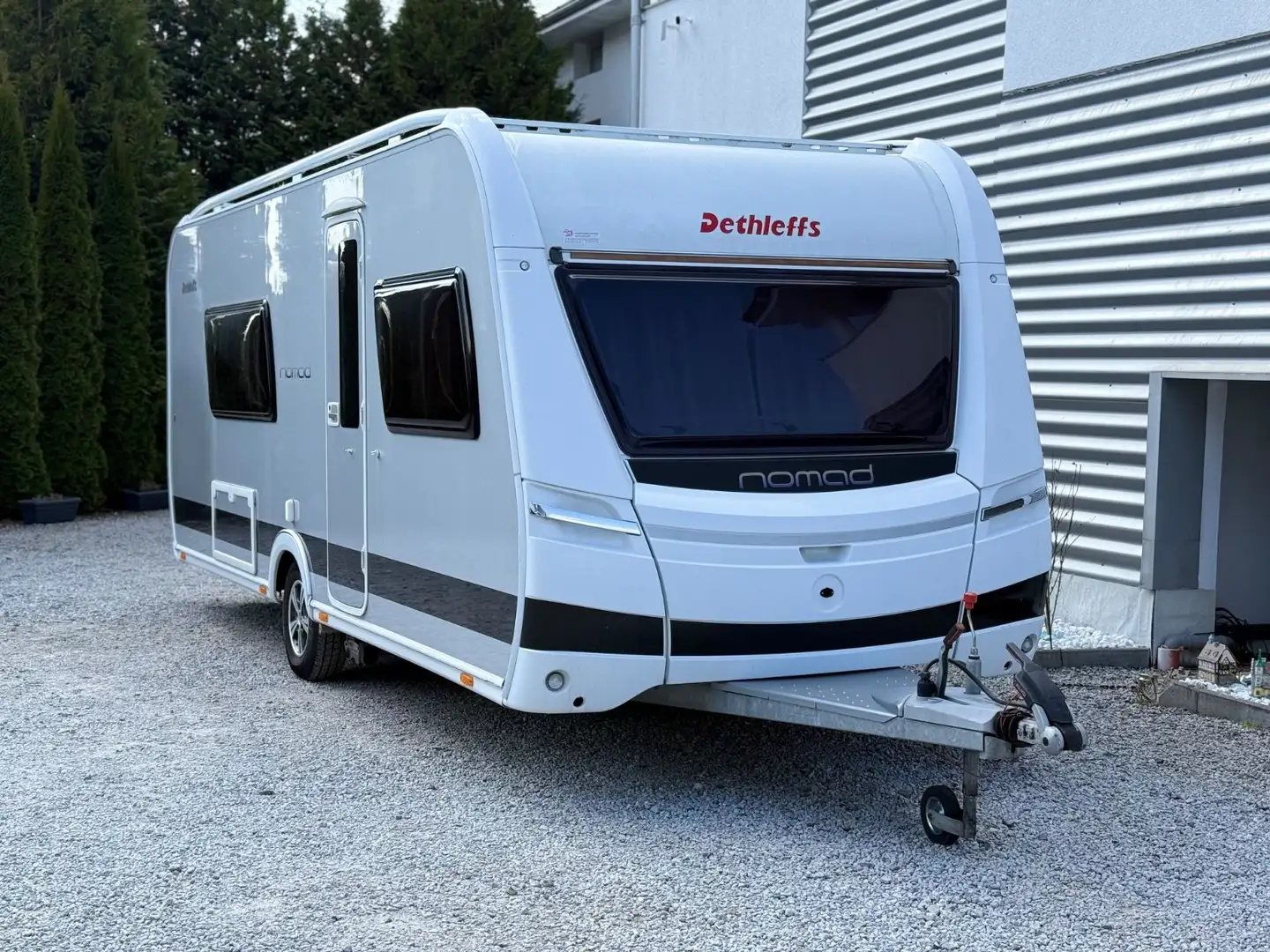 Dethleffs Dethleffs Nomad 540 RFT 30-Jahre-Editon Grau - 2