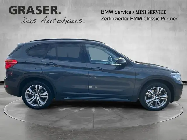 BMW X1 view 7