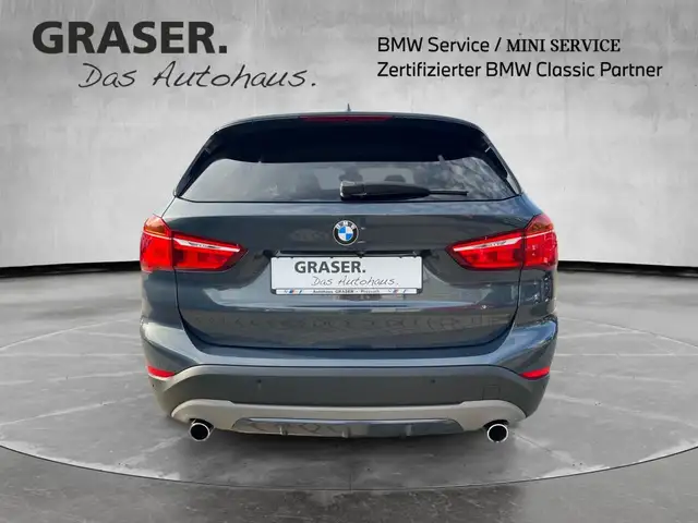 BMW X1 view 5