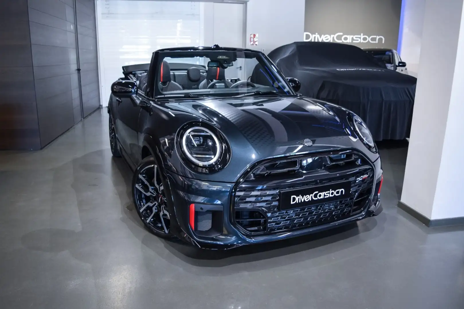 MINI Cooper Cabrio JCW Aut. Сірий - 1