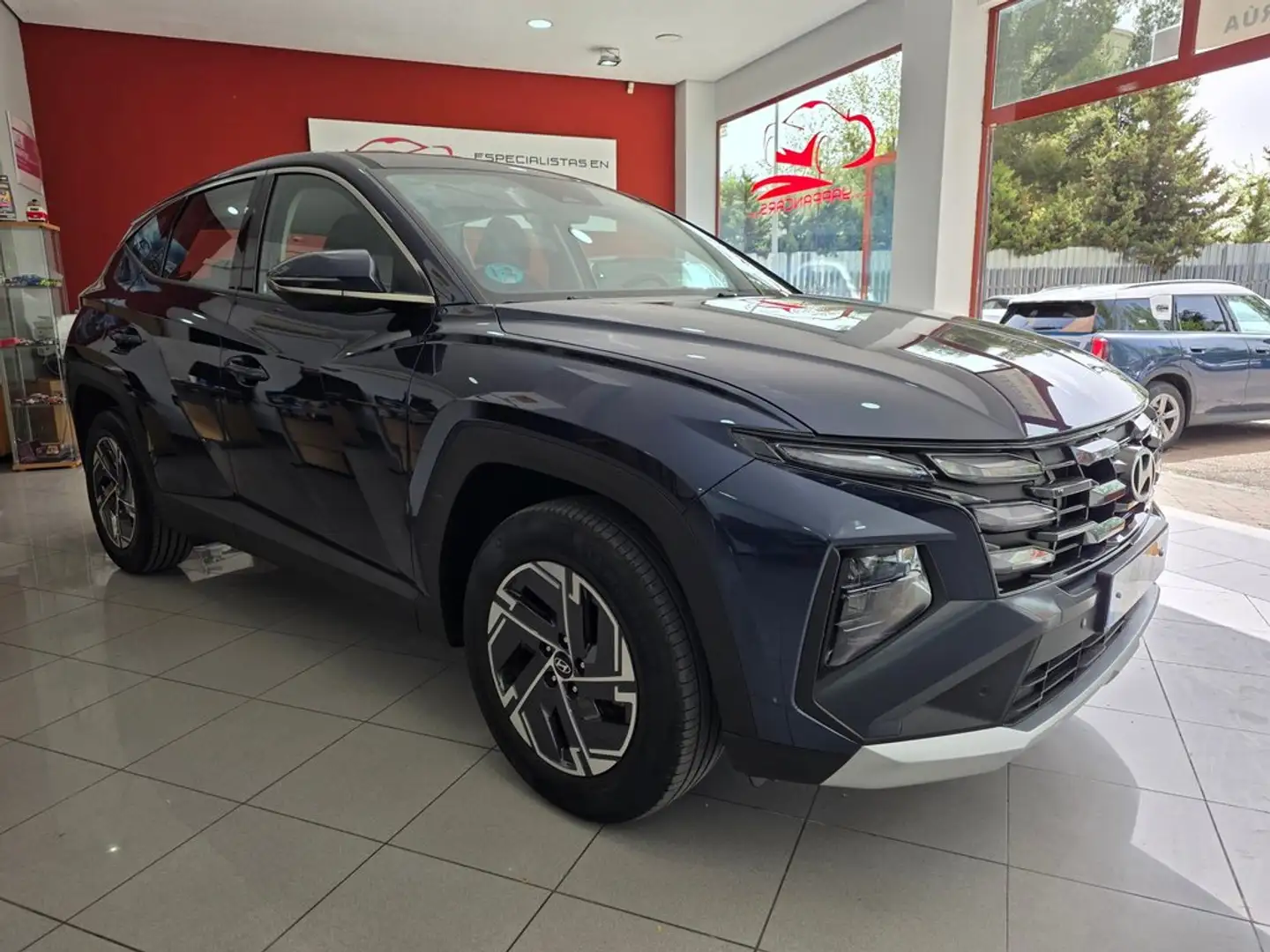 Hyundai TUCSON 1.6 T Klass Gris - 1