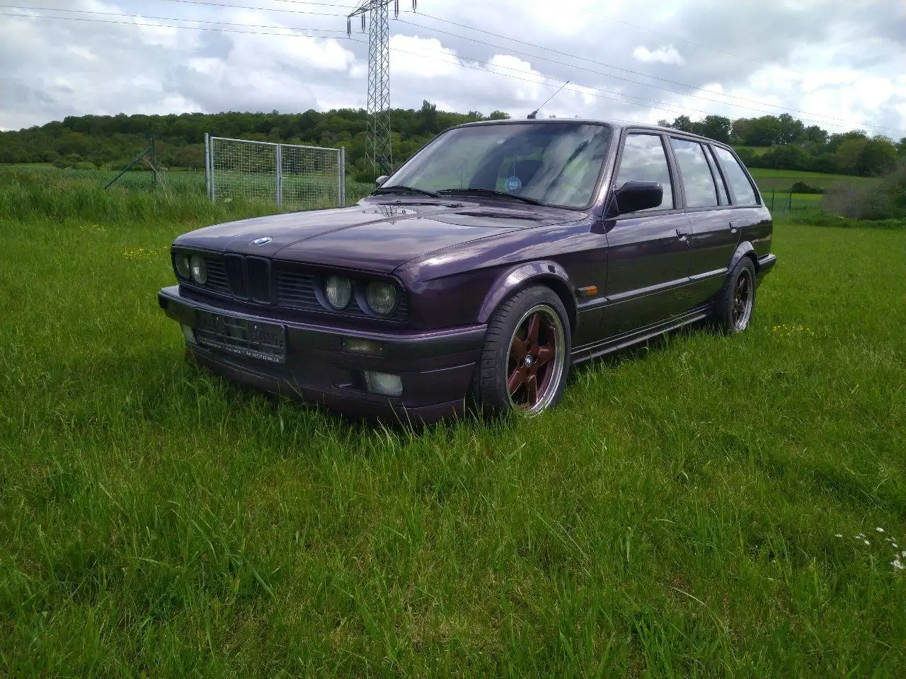 BMW 316i touring Design-Edition, foto 1
