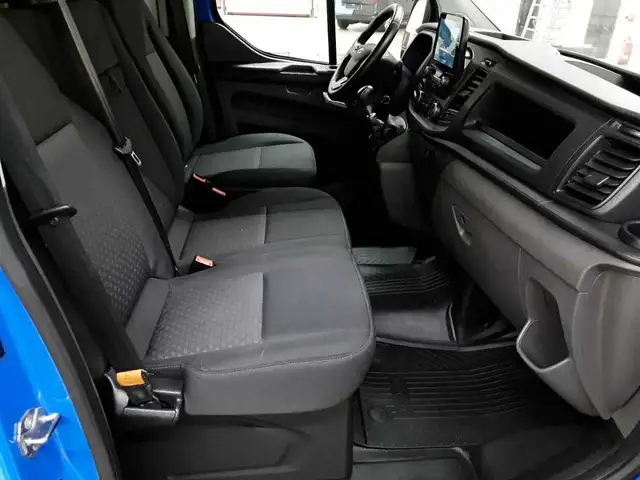 Ford Transit view 8