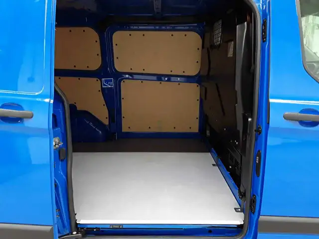 Ford Transit view 13