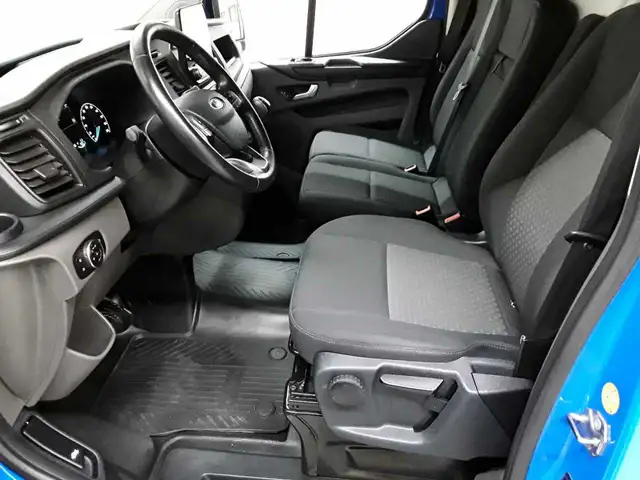 Ford Transit view 7