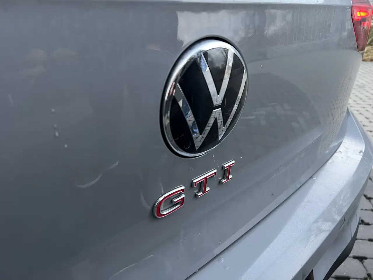 Volkswagen Golf GTI - 12000 Km 9