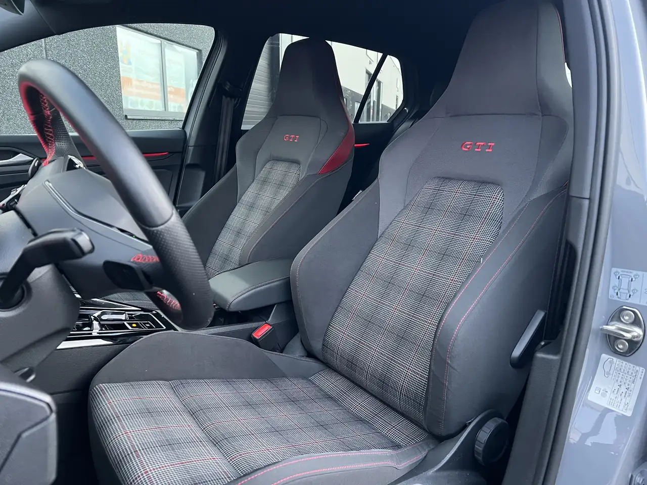 Volkswagen Golf GTI - 12000 Km 10