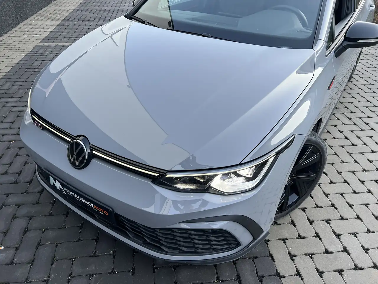 Volkswagen Golf GTI - 12000 Km 4